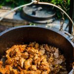 Valhal Dutch Oven sa nogicama - Slika 5